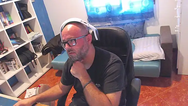 ravingr4d4 webcam