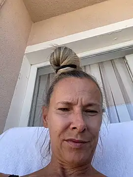 blondi2077 webcam