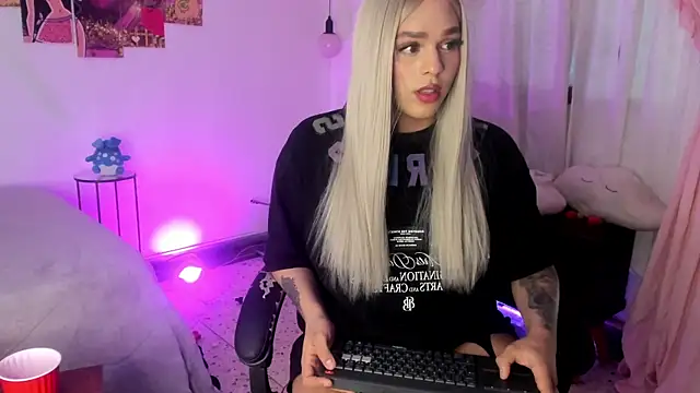 Melody_p webcam