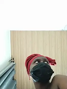 LaineOlives webcam