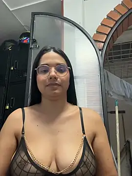 Annie-Vanegas