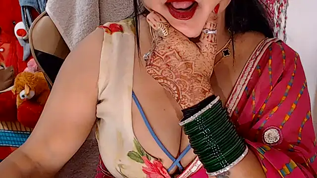 Cute_Shanaya_143 live now