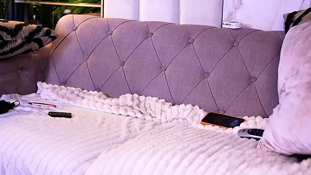 BlancheLuxe webcam