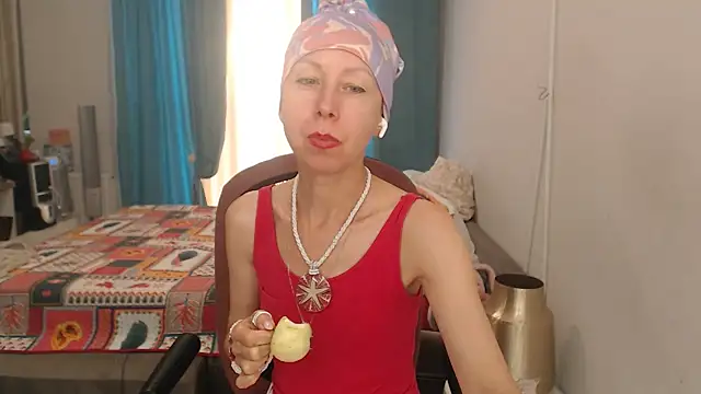 LuxuryNika webcam