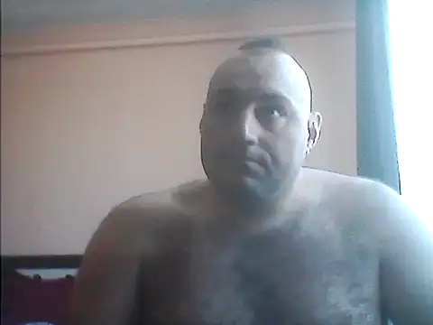 StrictBobby webcam