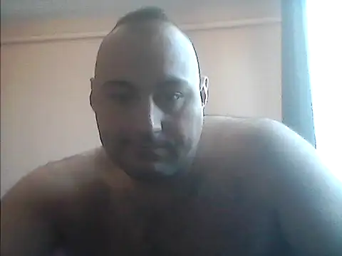 StrictBobby webcam
