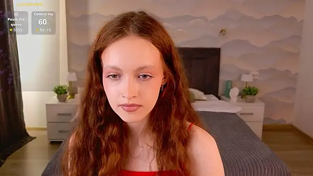SallyPinkman webcam