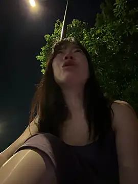 keer6699 (F milf) - 目标福利：三点式乳夹夹乳头夹逼逼