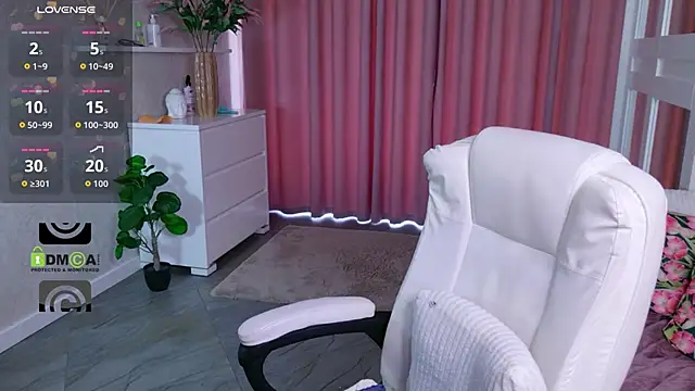 KellyKleine webcam