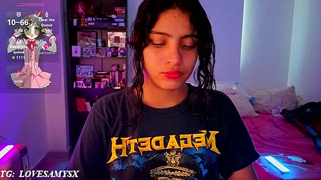 Lovelyamyy webcam