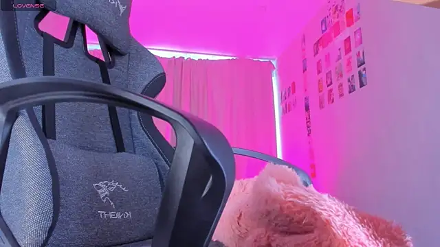 Eva_Harper webcam