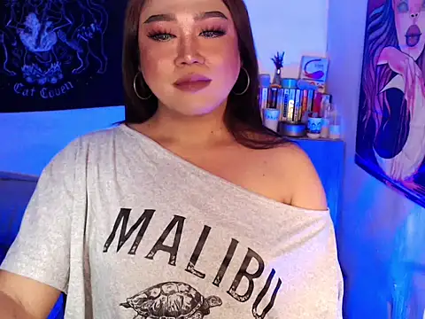 MelindaOnDuty_ webcam