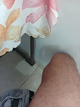 morenodiscret35 webcam