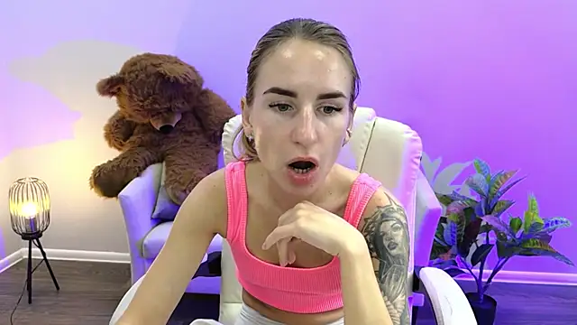 DeboraHorny webcam