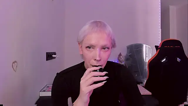 Модель: Lyricca