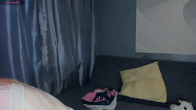 TarynPalek webcam