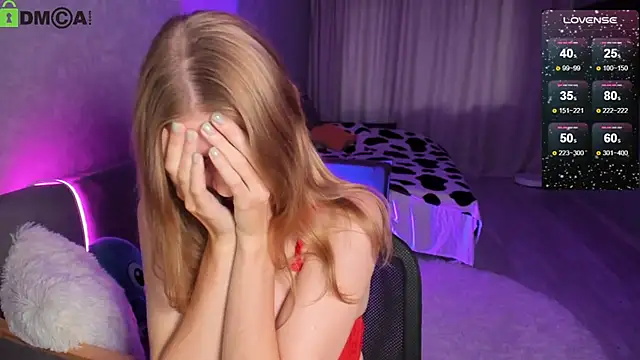 NudeNansy webcam