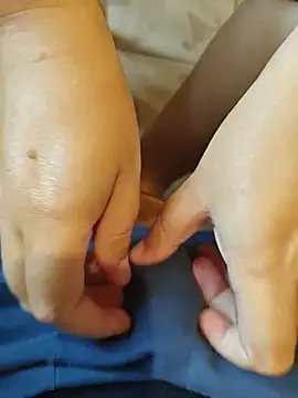 MadaamJizz_DickLewd webcam