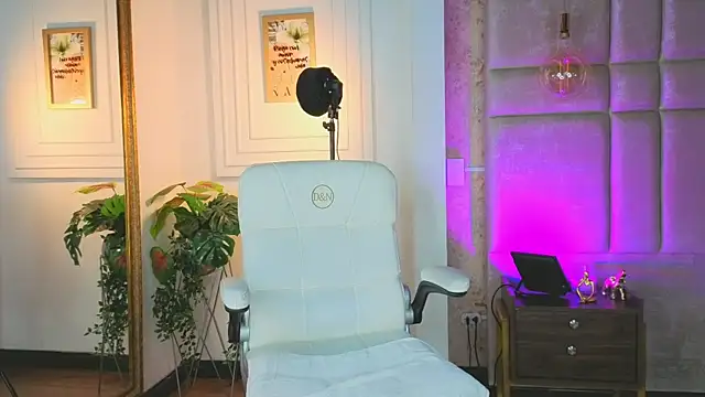 AlessiaLondon webcam