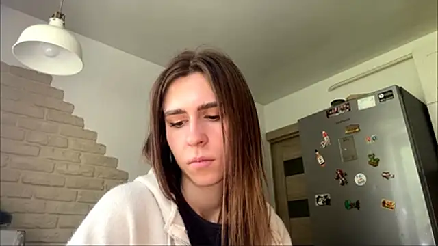 ZaraGuyette webcam
