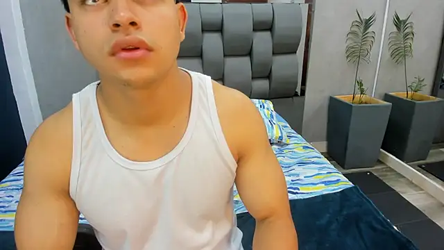 Charlie___Musk webcam