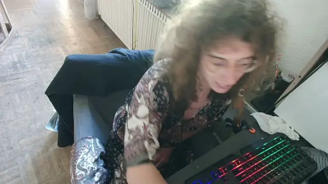 Prxscillia_Tx webcam