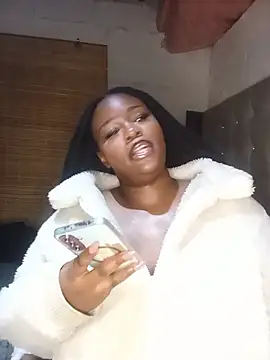 AaliyahBlackXO webcam