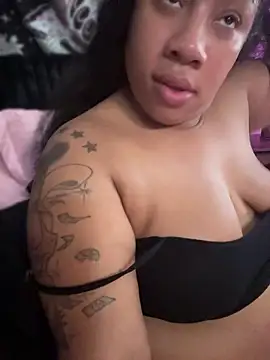 NeliaVoss webcam