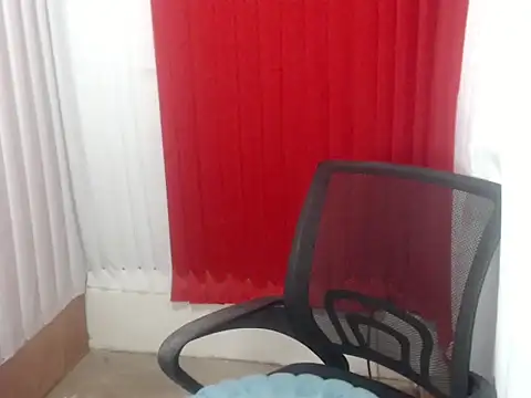 Slutty_sapphire19 webcam