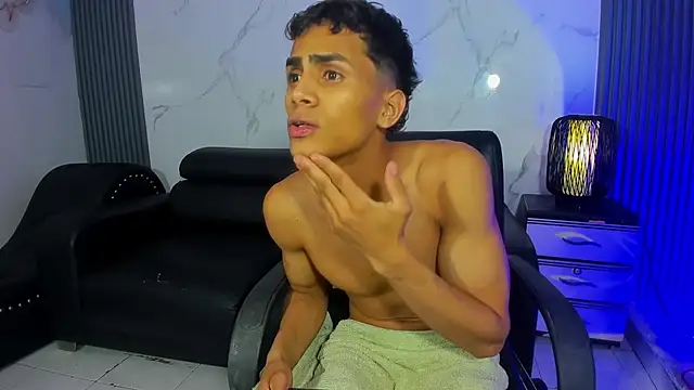 Kleymon_hot webcam