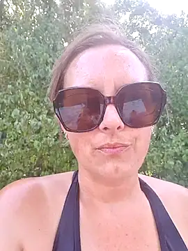 Hot_Milf_Denise webcam
