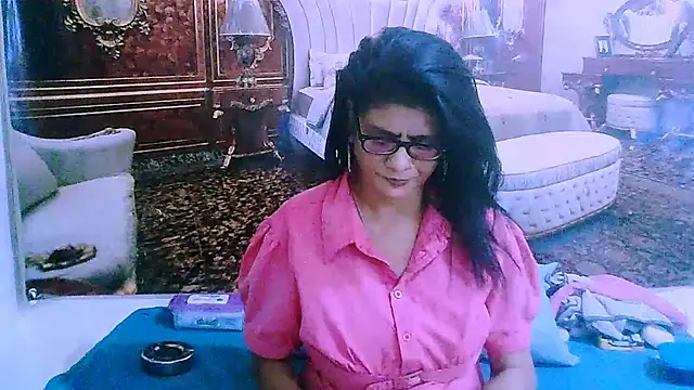 IndianAllure webcam