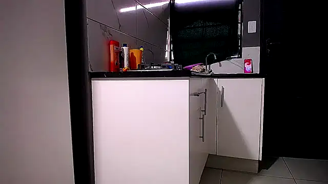 Lelety79 webcam