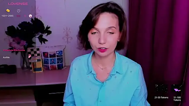 KindHazelHere_ webcam