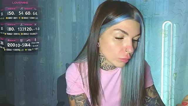 tattooedBabyy webcam