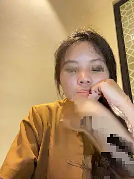Bella_7777 webcam