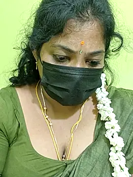 Tamil_Mithra webcam