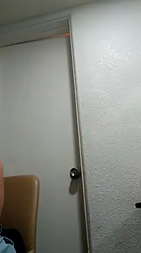 nakedgarbageperson live cam