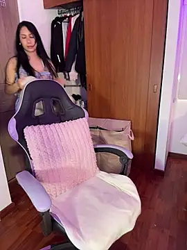 ArianaReynoldss webcam
