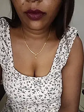 Tamil_kavinila webcam