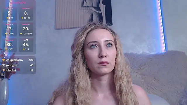 EmberLuna_ webcam