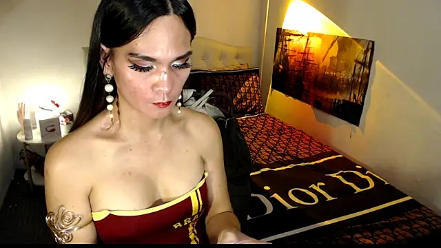 Modelo: NinaDOM4CUM