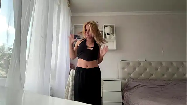 Lambo_Girl11 webcam