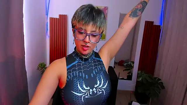 Rebeka-baker webcam