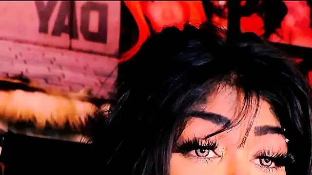 indian_dreamgirl webcam