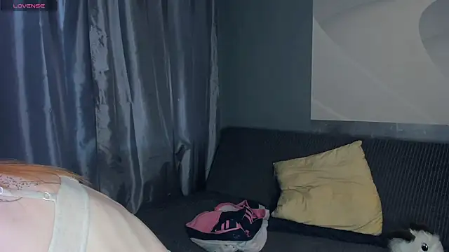 TarynPalek webcam