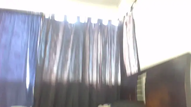 Hot_Sharks_ webcam