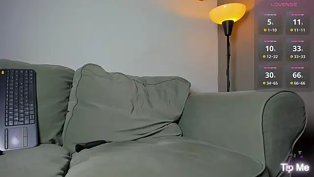 Ackerman_Eren_ webcam