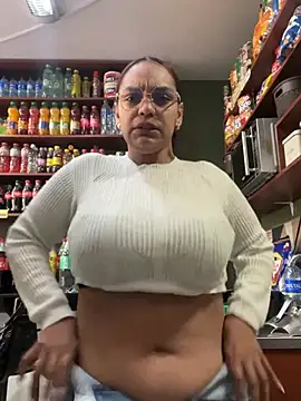 Sara-77 webcam