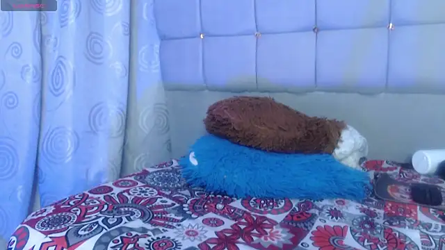 charlotte_brawn webcam